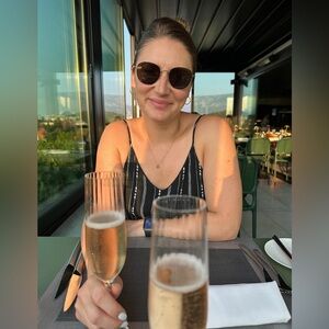 Meet your Posher, Melissa